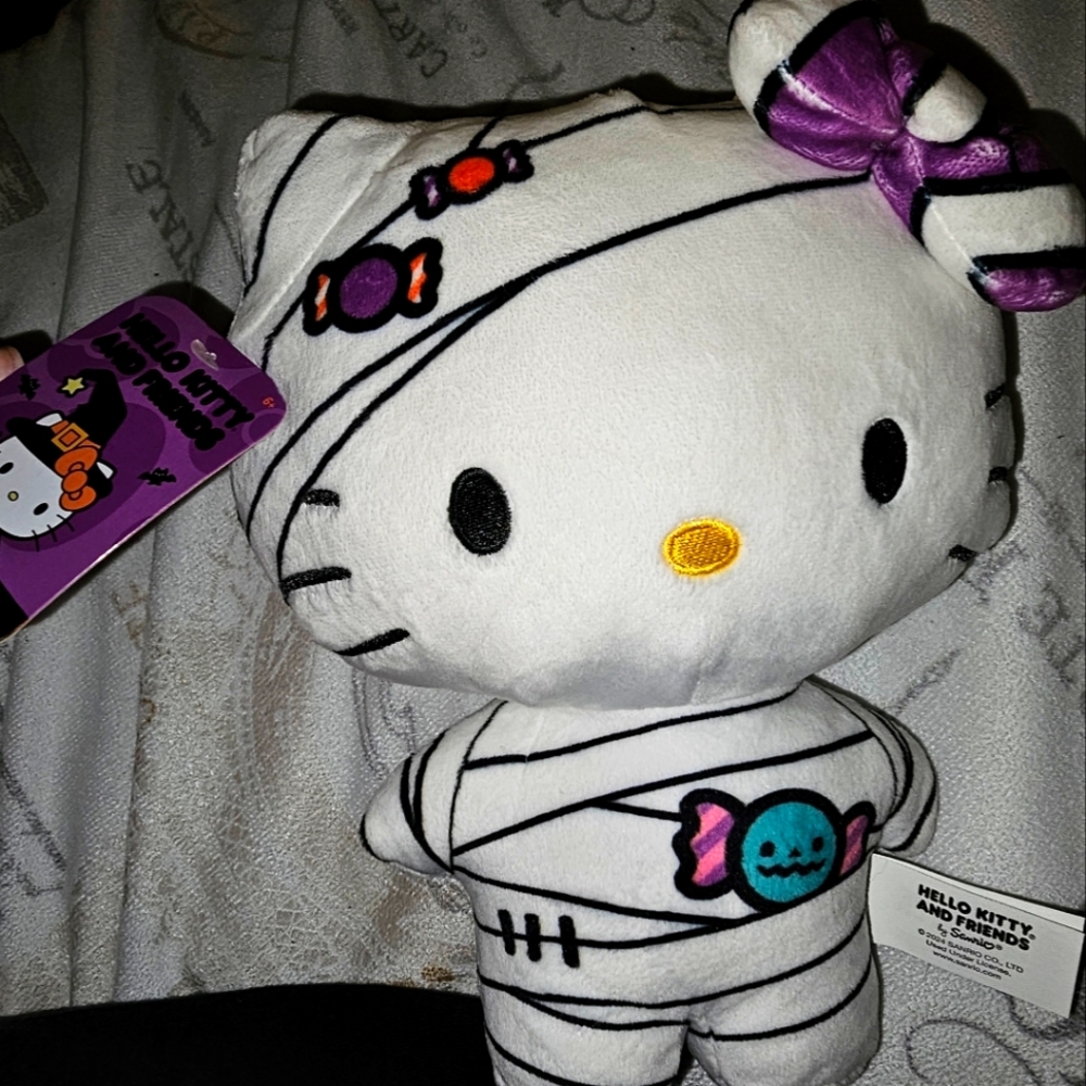 Hello kitty mummy plush
